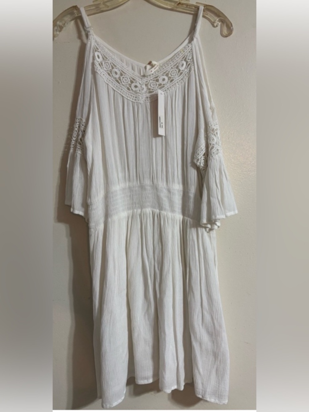 True Destiny White Spaghetti Strap off shoulders Lace Dress size Medium